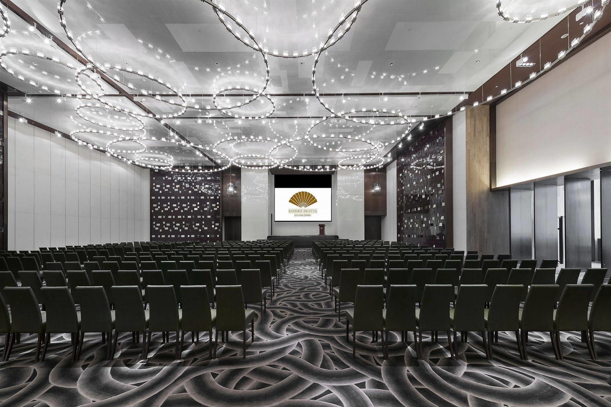 Hotel Mandarin Oriental Kanton Exterior foto